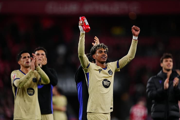 שחקן ברצלונה לאמין ימאל