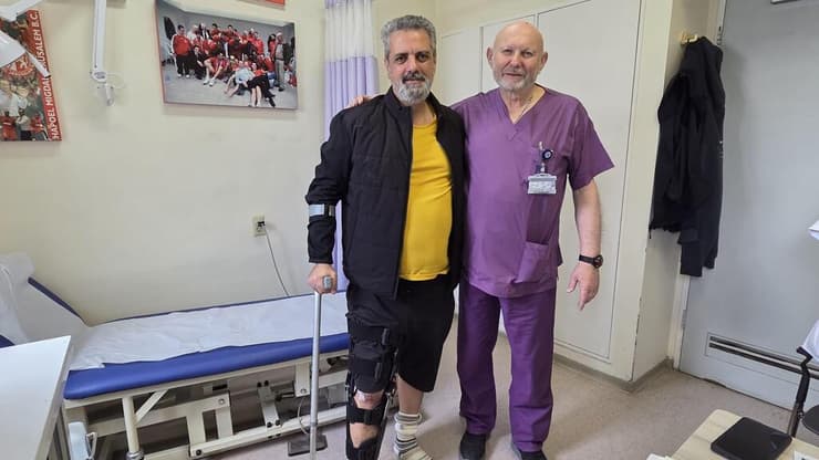 איציק קרודו וד"ר עדי פרידמן, הדסה הר הצופים, ניתוח השתלת אלמוגים בברכיים