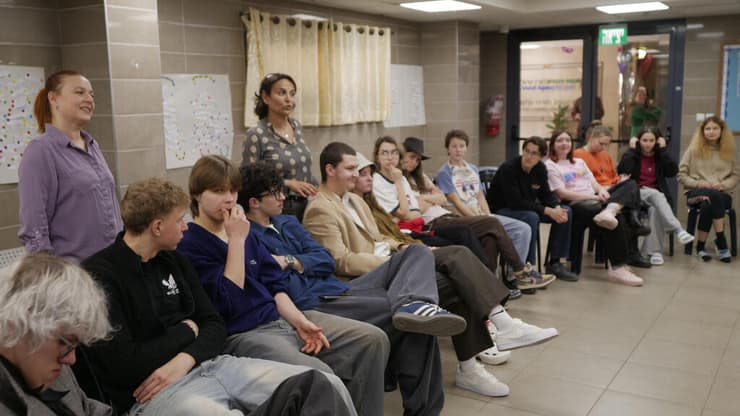 פעילות לעולים במרכז הקליטה של הסוכנות היהודית בכרמיאל (צילום: ירון שרון) פעילות לעולים במרכז הקליטה של הסוכנות היהודית בכרמיאל