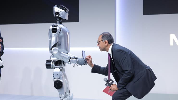 רובוט ב-MWC 2026 