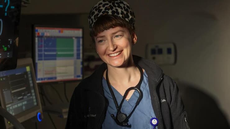 ד"ר פליאה גיליס-יוסף, רופאה מרדימה בהתמחות, איכילוב