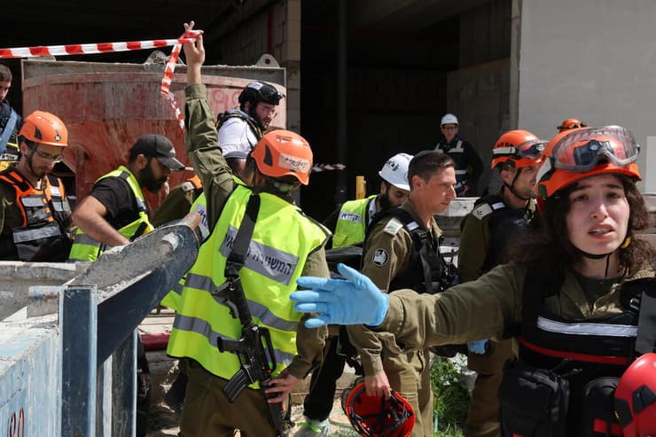 אתר הבנייה שנפגע מנפילת רסיס ביהוד