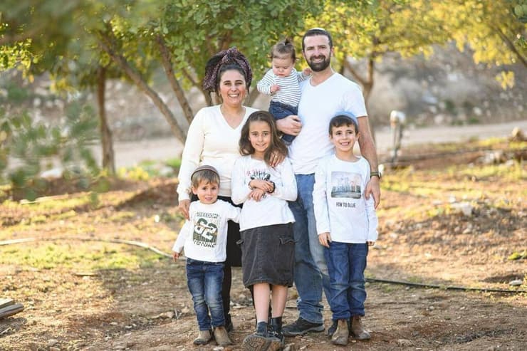 סלומה ודב מרטן מהיישוב נוקדים