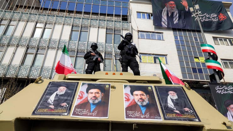 עצרת תמיכה במנהיג העליון החדש, מוג'תבא חמינאי