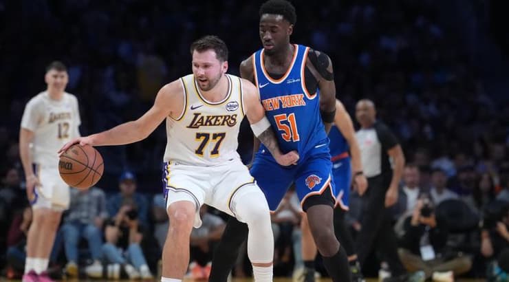 לוקה דונצ'יץ' עם הכדור (רויטרס) לוקה דונצ'יץ' עם הכדור