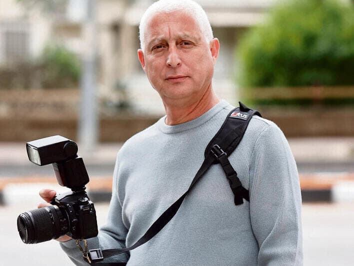 דניאל הרלב, אשדוד, נשוי ואב לשניים. העסק: צלם אירועים. ותק של העסק: 10 שנים