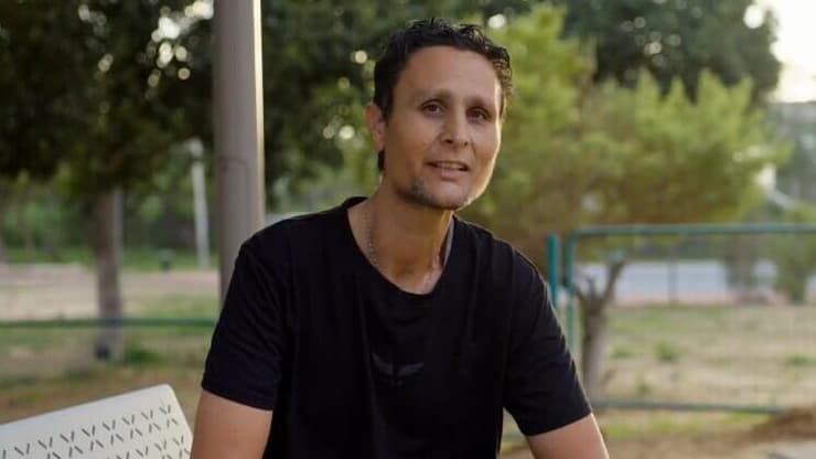 עדי לוי, מדריך טיפולי ומאלף כלבים