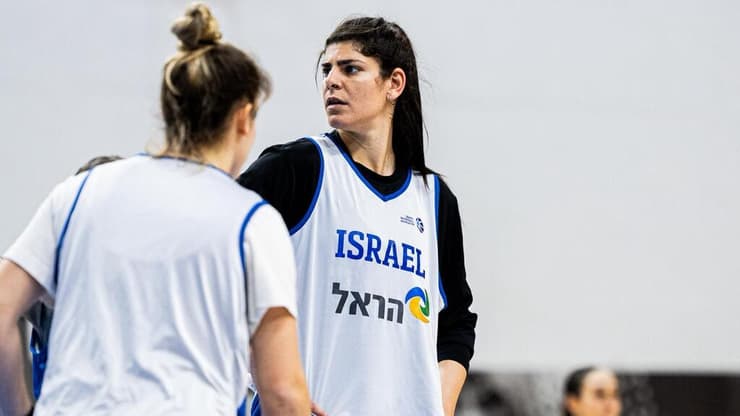 עוברת לרמלה. רבר (צילום: איגוד הכדורסל) רבר