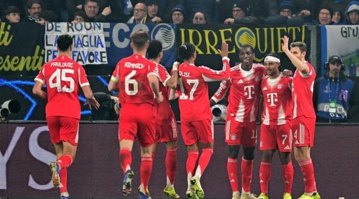 שחקני באיירן מינכן חוגגים