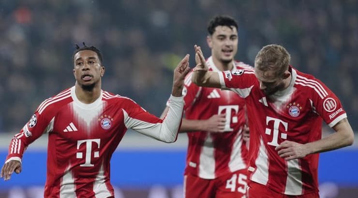 קונארד ליימר חוגג עם מייקל אוליסה