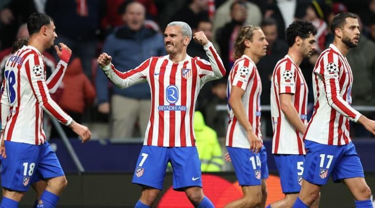 אנטואן גריזמן ושחקני אתלטיקו מדריד חוגגים