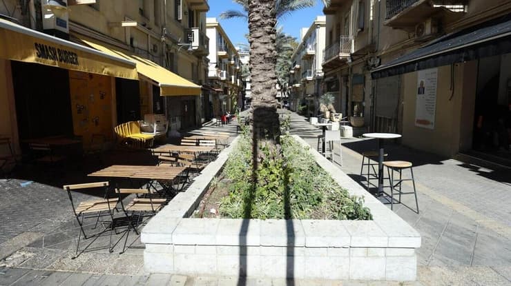 עסקים סגורים בחיפה בזמן המלחמה (צילום: אלעד גרשגורן) עסקים סגורים בחיפה