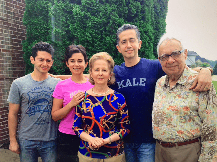 ד"ר שרווין נדרי, פלסטיקאי, ארצות הברית, איראן