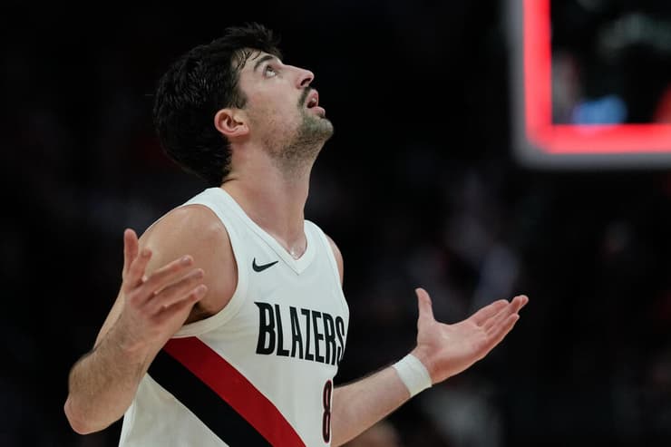 שחקן פורטלנד טרייל בלייזרס דני אבדיה