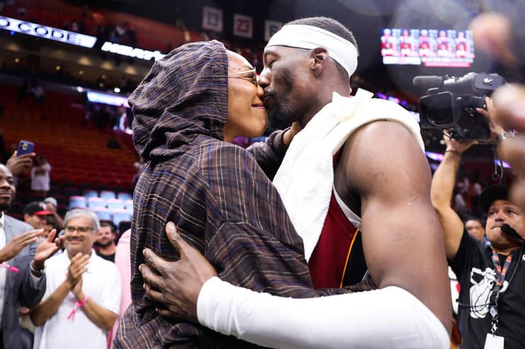 באם אדבאיו עם בץ זוגו אייז'ה ווילסון