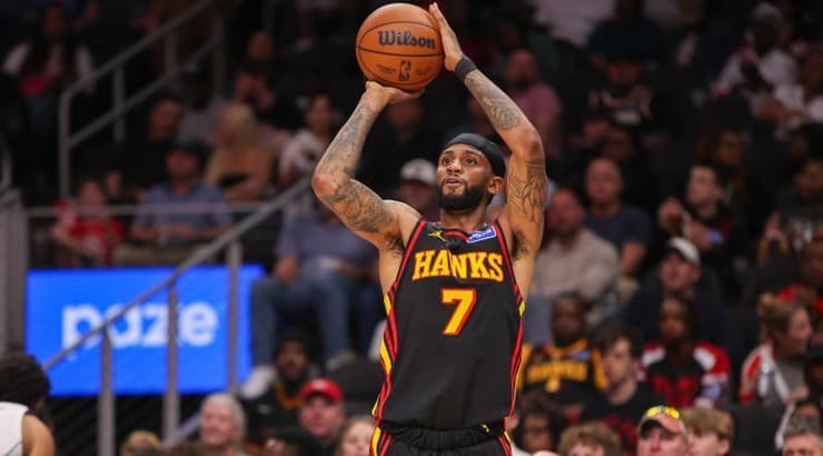 ניקייל אלכסנדר-ווקר קולע