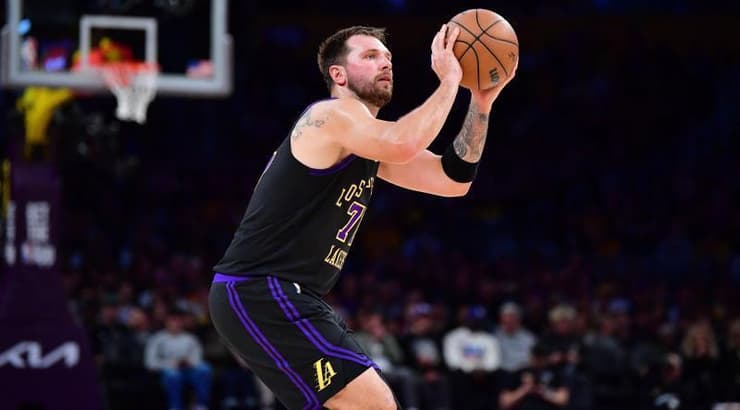 לוקה דונצ'יץ' קולע