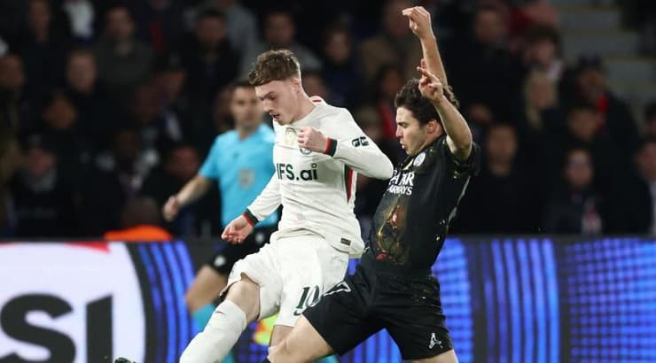 קול פאלמר וז׳ואאו נבש