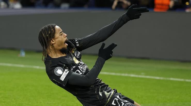 בראדלי ברקולה מאושר