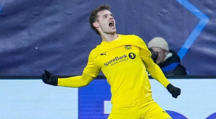 אולה בלומברג חוגג