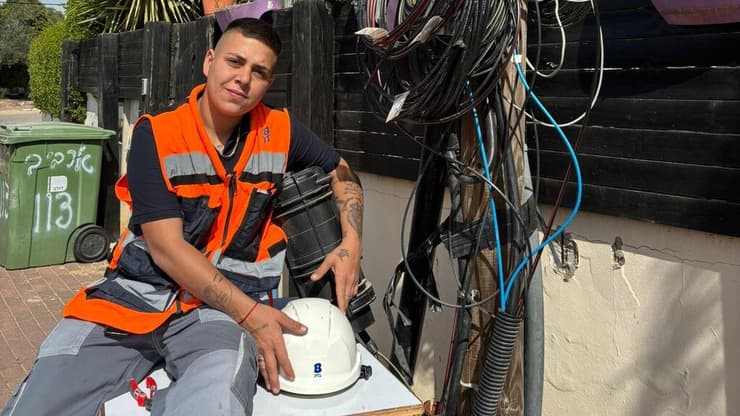 אור שאקו, כבלרית אופטית בבזק