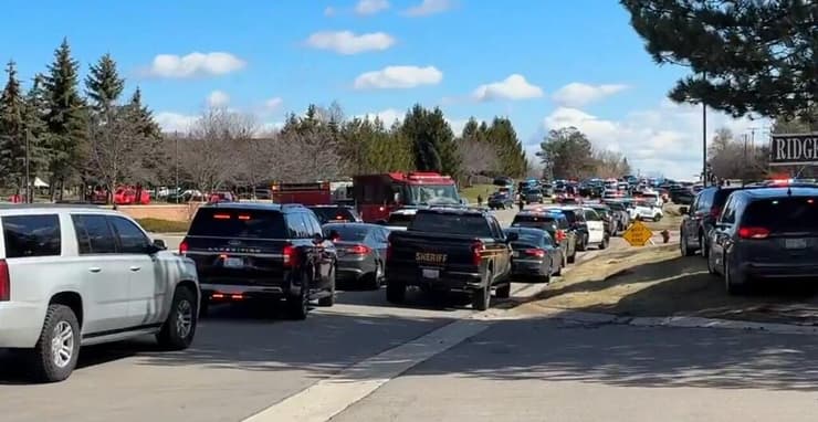 כוחות משטרה רבים בזירה