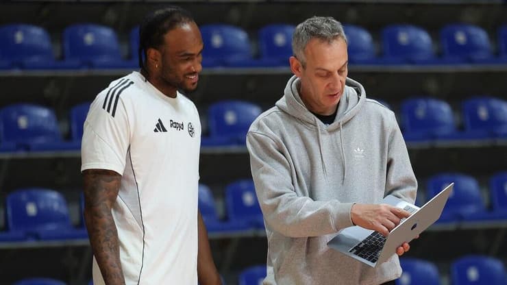 אימון מכבי ת"א אושיי בריסט עודד קטש