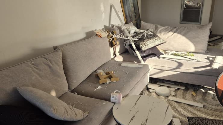 פגיעה באחד הבתים בזרזיר