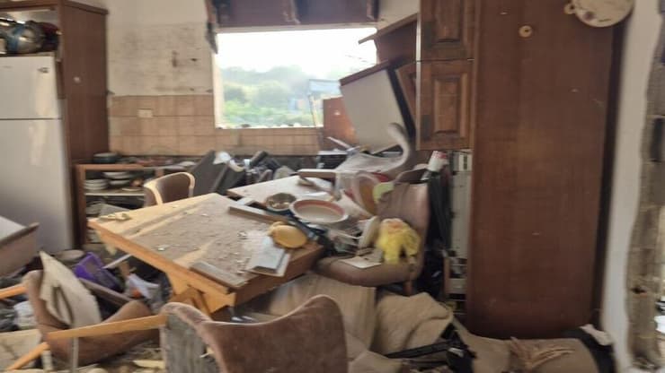 נזקי פגיעה הטיל האיראני בזרזיר