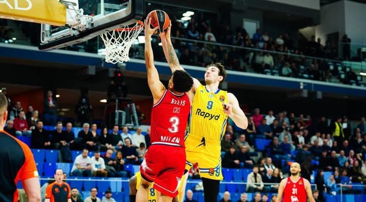 רומן סורקין קולע (IMAGO) רומן סורקין קולע