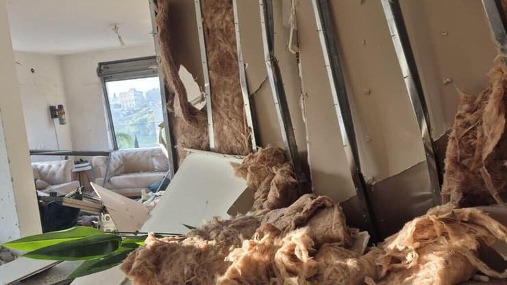 נזקי פגיעה הטיל האיראני בזרזיר