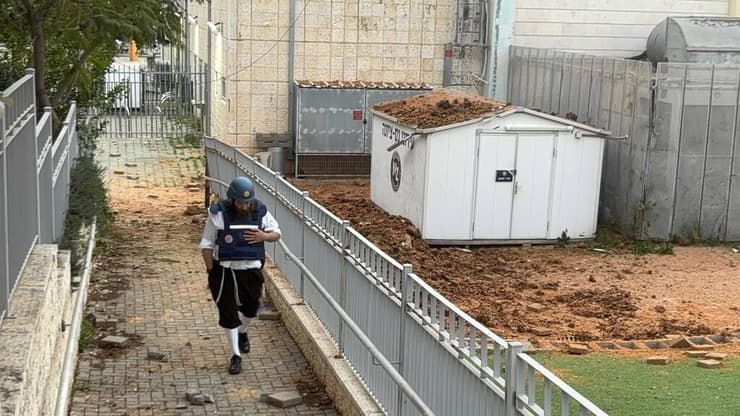 פגיעה ישירה בנס ציונה