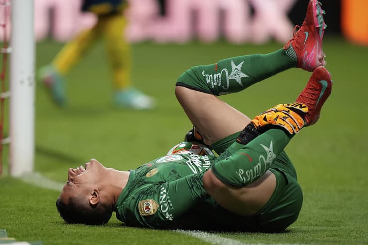 לואיס מלאגון