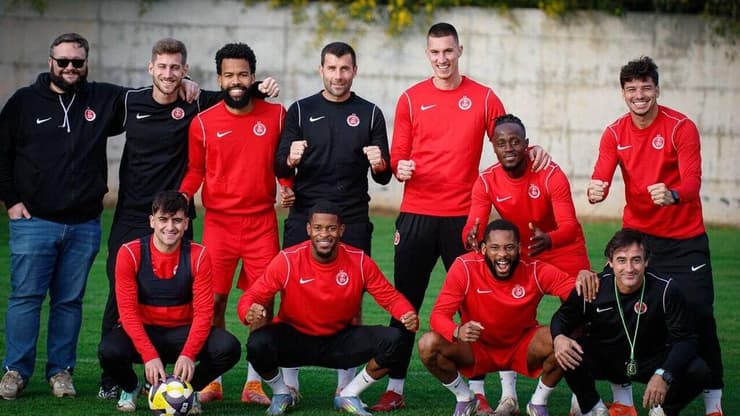 שחקנים זרים הפועל ת"א