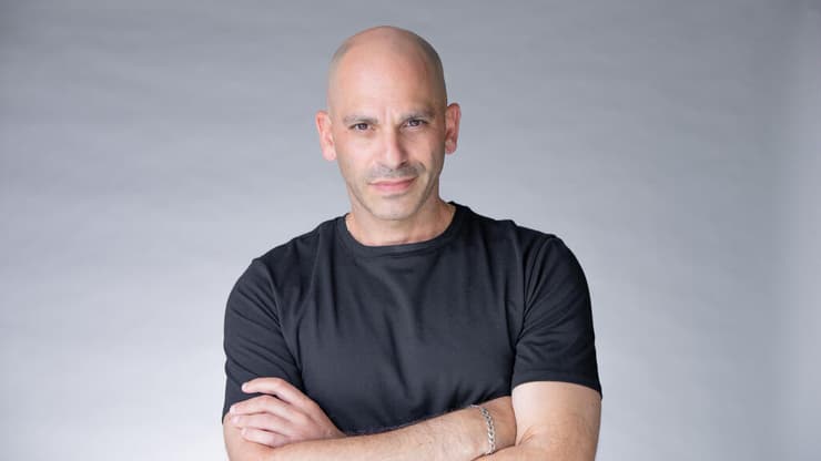 עוז סגן, מנהל פעילות החשבון בישראל