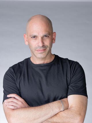 עוז סגן, מנהל פעילות החשבון בישראל