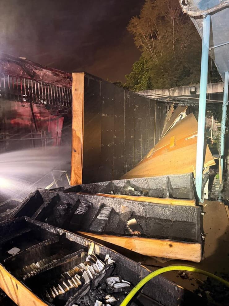 צילום: דוברות המשטרה שריפה בבית כנסת בעיר רמלה