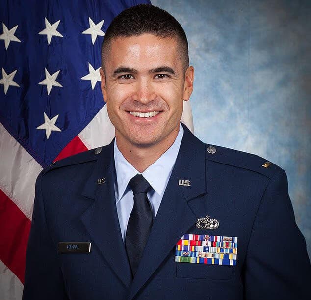 חלם כילד להפוך לטייס. סת' קובאל מלחמה איראן צבא ארה"ב התרסקות מטוס תדלוק סת' קובאל