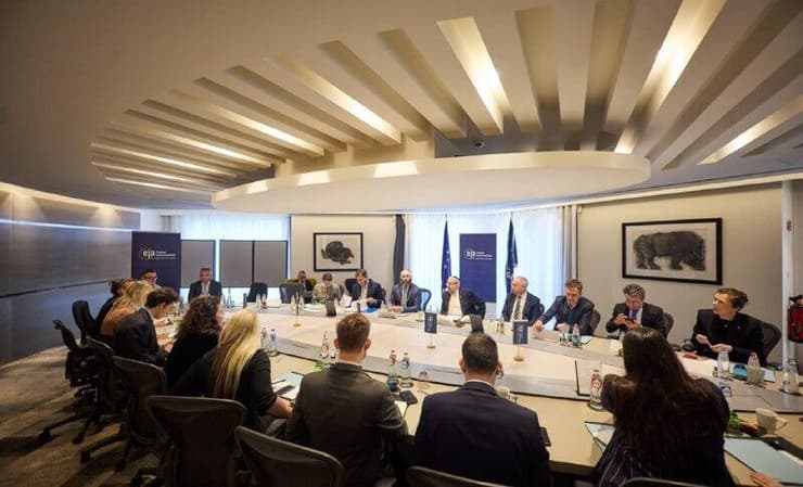 המפגש עם השגרירים בבריסל