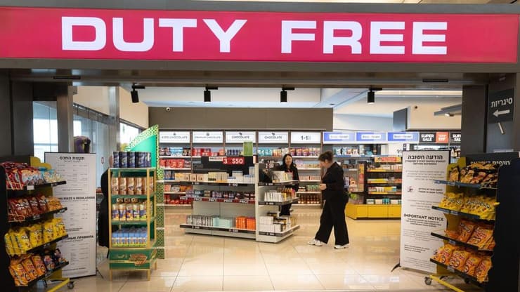 החנות היחידה שפתוחה בדיוטי פרי (צילום: רשות שדות התעופה) נתב"ג בזמן מלחמה