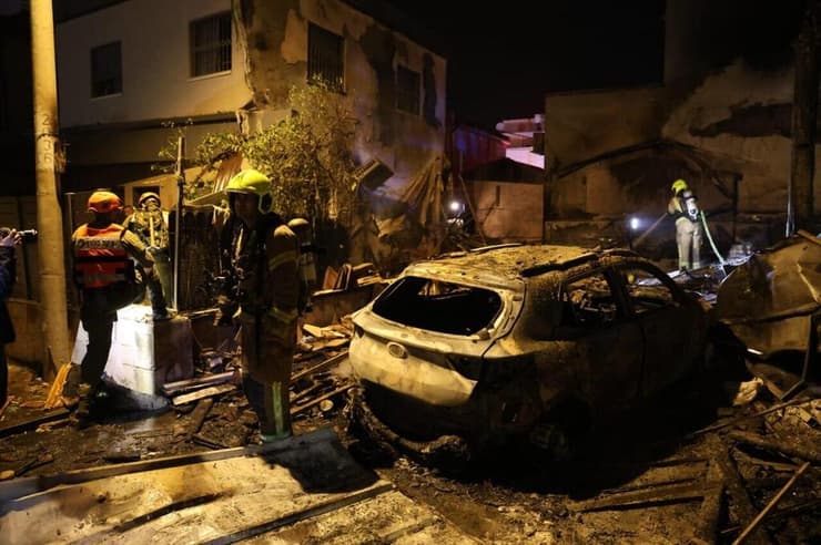 צילום: אלעד גרשגורן זירת הפגיעה בנהריה