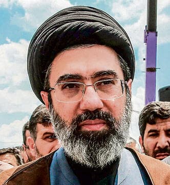 מוג'תבא חמינאי, המנהיג העליון  הנבחר