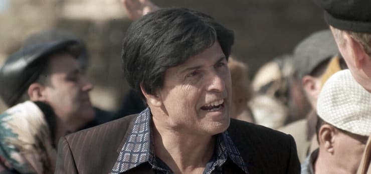 בלי גבינה, עם שמחה. 'המעברה'