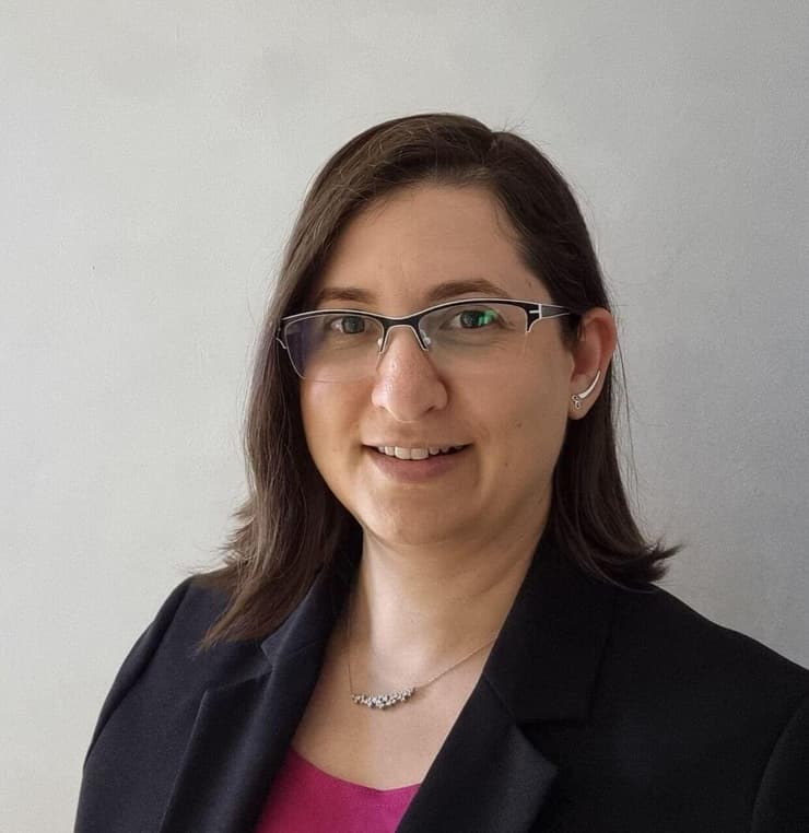 עו"ד יפעת סימינובסקי