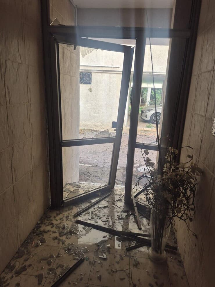 פגיעה ישירה בחולון