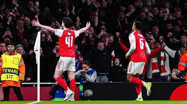 דקלן רייס בטירוף