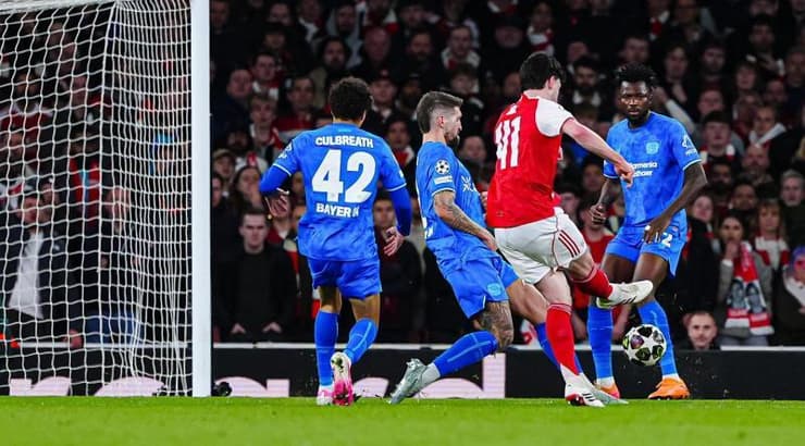 דקלן רייס כובש