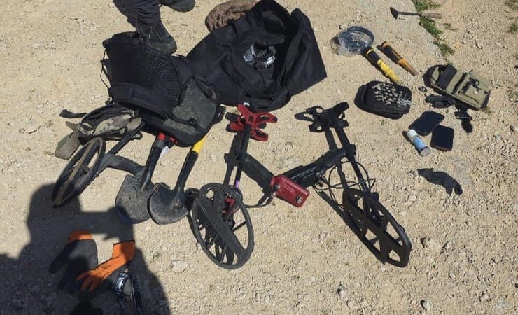 הציוד שבו השתמשו החשודים