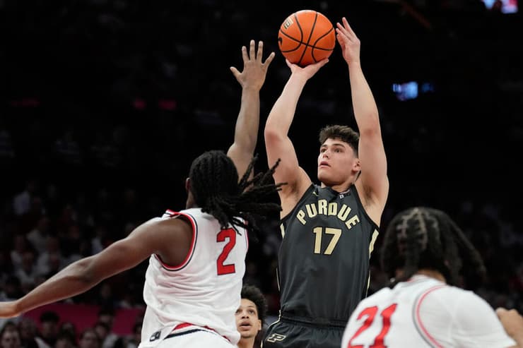 שחקן פרדו עומר מאייר