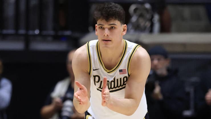 שחקן פרדו עומר מאייר